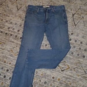 Levi's men's jeans